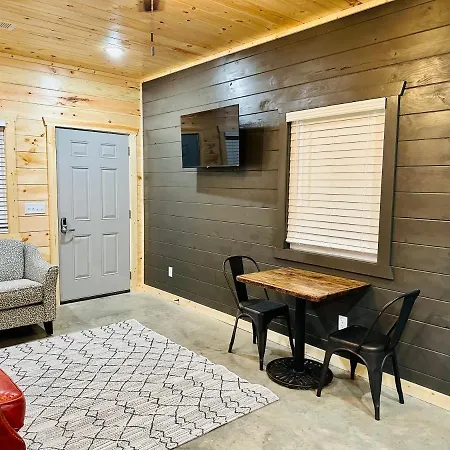 Knotty Squirrel Cabins-2