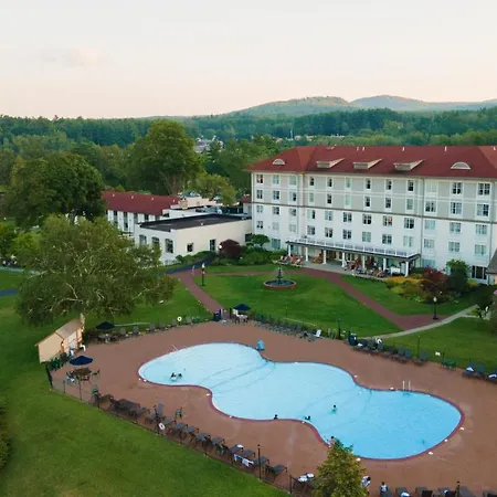 Fort William Henry Hotel-2