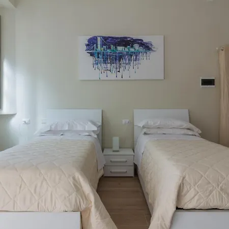 Center Rooms-2