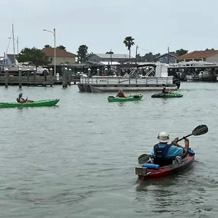 White Sands Inn, Marina, Bar & Grill-2