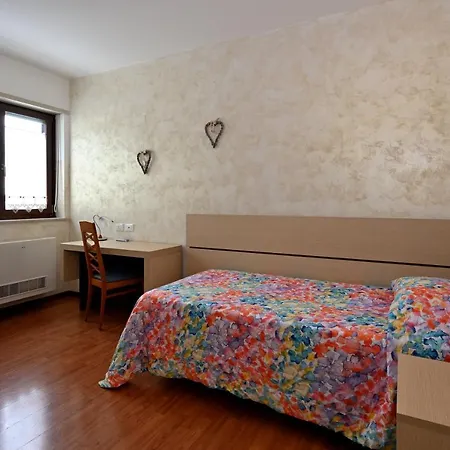 Hotel Italia-3