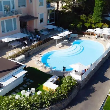 Hotel Napoleon-2