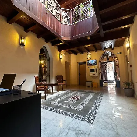 Hemd Hotels Puerta Real Boutique-3