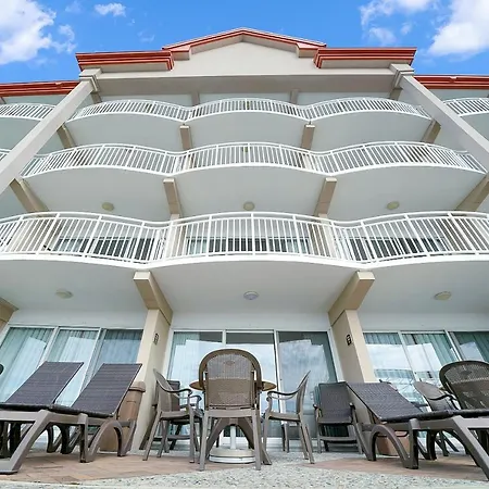 Montreal Beach Resort-3