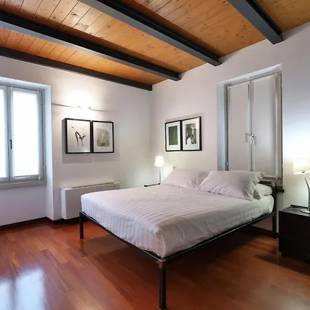 Nenè-Il Vicolo Apartments&Rooms-3