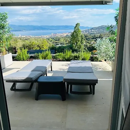 CASA LC chambre1 vue Mer Jacuzzi-2