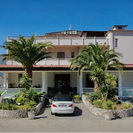 Hotel Vallisdea-3
