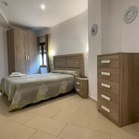 P&R Hostals Codolar-2