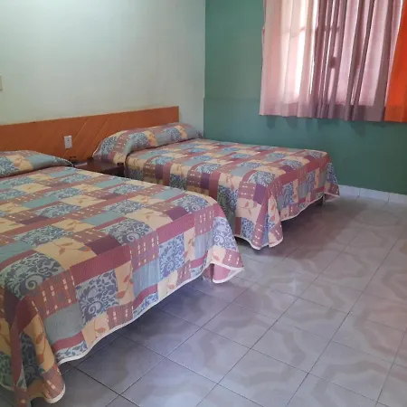 Hotel Avenida-2
