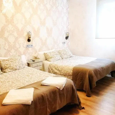 Hostal Juan Bravo-2