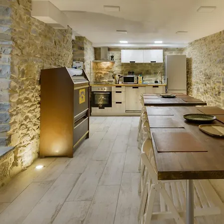 Casa Campanilla Jaca-2