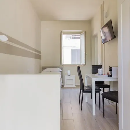 Center Rooms-3