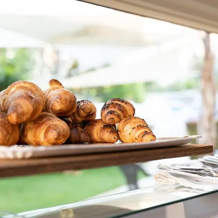 Asterias Residence - Rooms & Spa-3