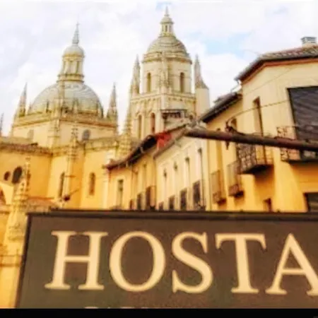Hostal Plaza-3