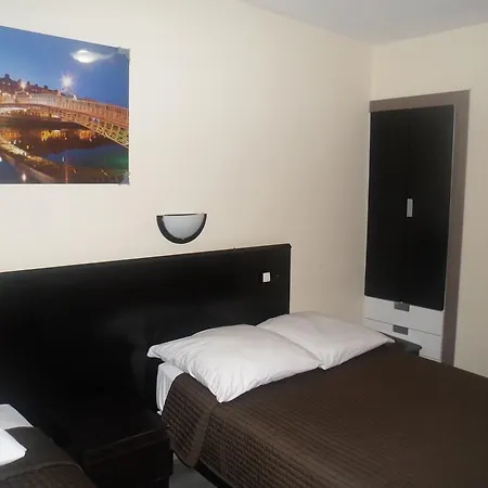 Hotel Victory-2