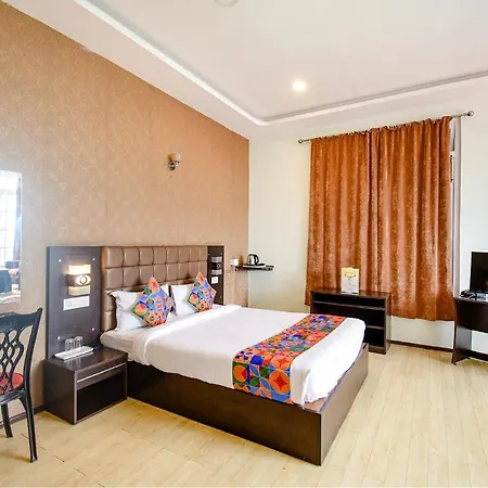 Fabhotel Sonamla Retreat-3