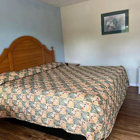 Yorktown Motor Lodge-2