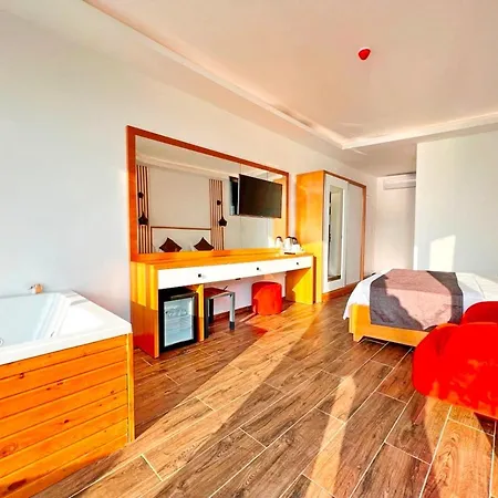 Kalkan Beach Park Hotel-2