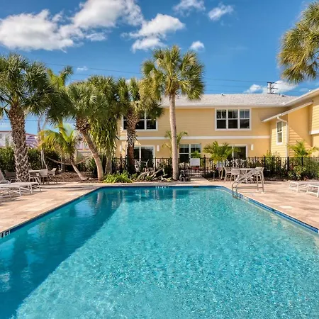 Escape Coastal Resort On Casey Key-3