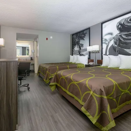 Super 8 By Wyndham Diberville Biloxi Area-2