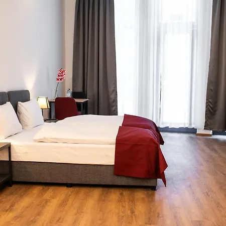 Om Hotel Neuss-2
