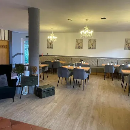 Hotel und Restaurant zum bunten Hirsch-3