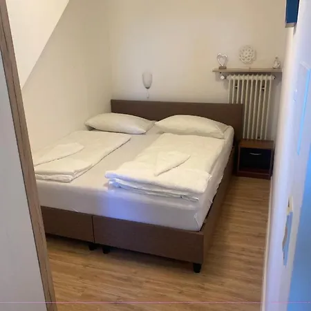 Zur Schoenen Aussicht-3