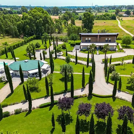 Casale Delle Ronde B&B-3
