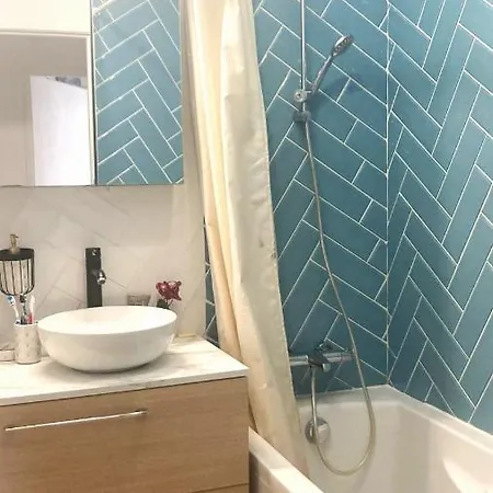 Chambre En Appartement Haussmannien En Centre Ville-3