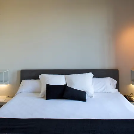 Blu Hotel Almansa-3