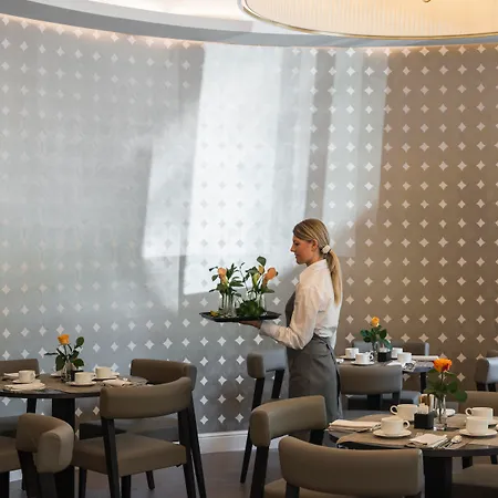 Starhotels Michelangelo Rome-2