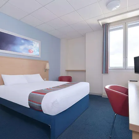 Travelodge Inverness Fairways-3