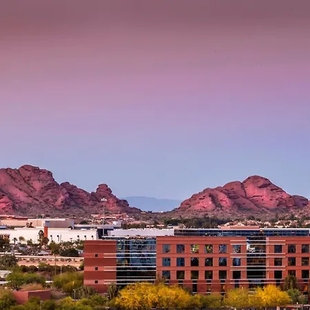 Crowne Plaza Phoenix Airport - Phx By Ihg-3