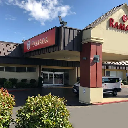 Ramada By Wyndham Sacramento-2