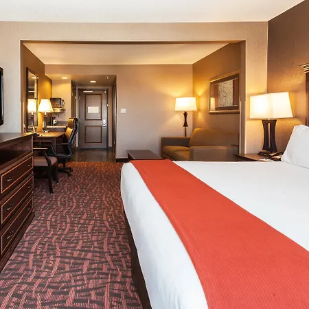 Holiday Inn Express Hotel & Suites Cheyenne By Ihg-3