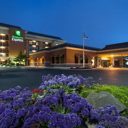 Holiday Inn Express At Monterey Bay By Ihg-2