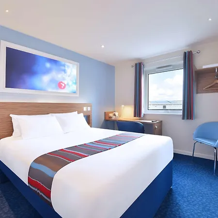 Travelodge Dublin Airport South-3