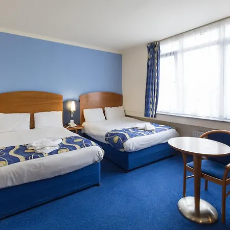 London - Wembley International Hotel-3