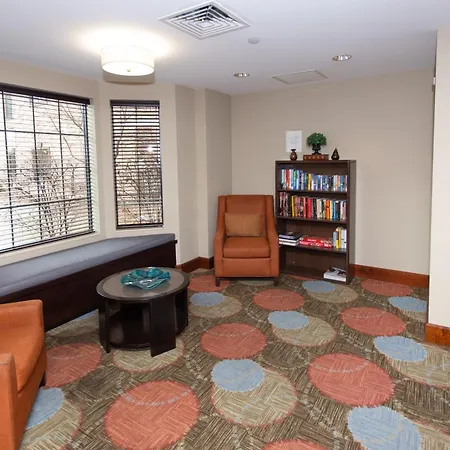 Staybridge Suites Bowling Green By Ihg-2