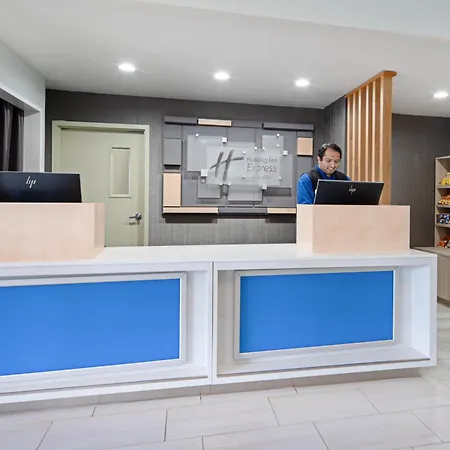 Holiday Inn Express & Suites Watsonville By Ihg-2