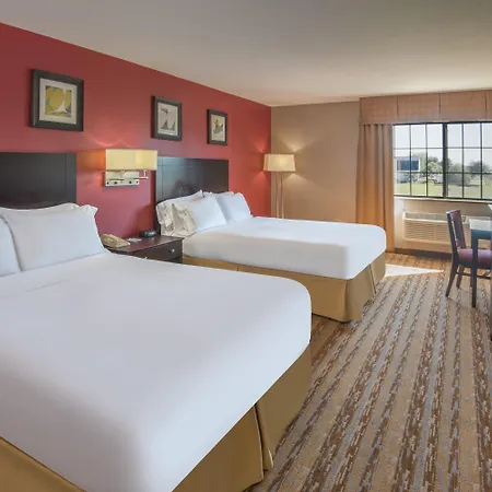 Holiday Inn Express Hotel & Suites Wauseon By Ihg-2