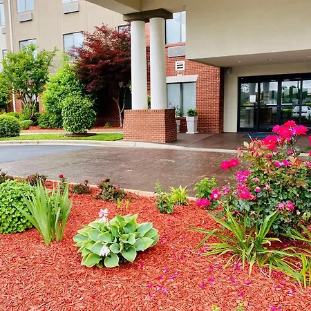 Holiday Inn Express & Suites Reidsville By Ihg-2