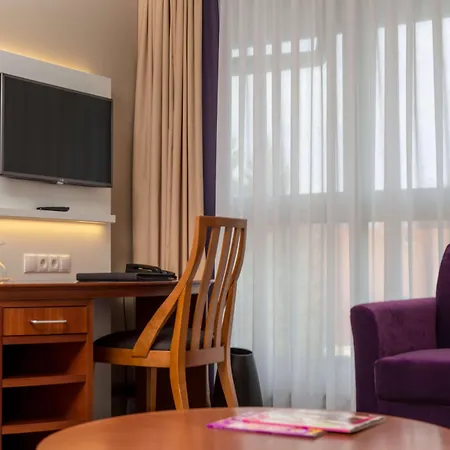 Radisson Blu Park Hotel & Conference Centre-2