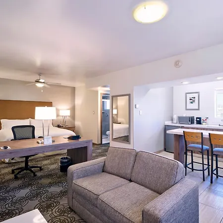 Holiday Inn & Suites Chihuahua Expo By Ihg-3