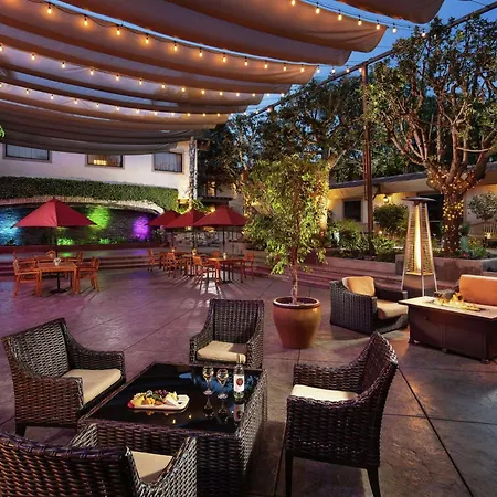Doubletree By Hilton Claremont-3