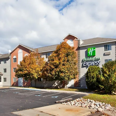 Holiday Inn Express St. Ignace-Lake Front By Ihg-2