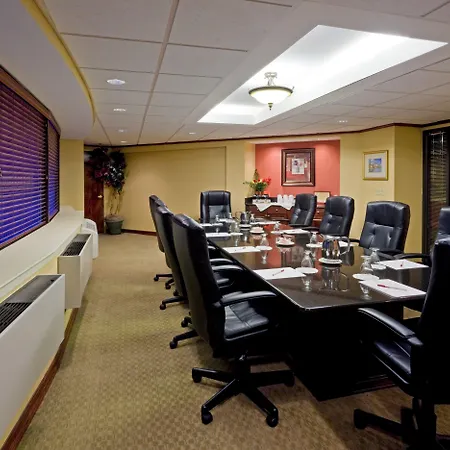 Crowne Plaza Edison By Ihg-3