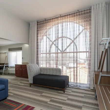 Holiday Inn Express & Suites - South Bend - Notre Dame Univ.-2