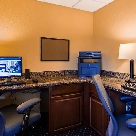 Best Western Plus Parkway Hotel-2