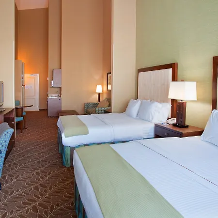 Holiday Inn Express & Suites Logan By Ihg-3